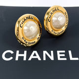CHANEL シャネル 31 RUE CAMBON ヴィンテージ イヤリング
 GP/フェイクパール ゴールド 2 5刻印【中古】
 レディース