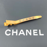 CHANEL シャネル ヘアクリップ ロゴ その他アクセサリー
 GP ゴールド 96 A刻印【中古】
 レディース