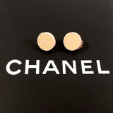 CHANEL シャネル ココマーク イヤリング
 プラスチック ピンク ピンク 05 C刻印【中古】
 レディース